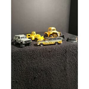 Small Diecast Construction Vehicles Lot of 5 Vintage 1970's-1990's